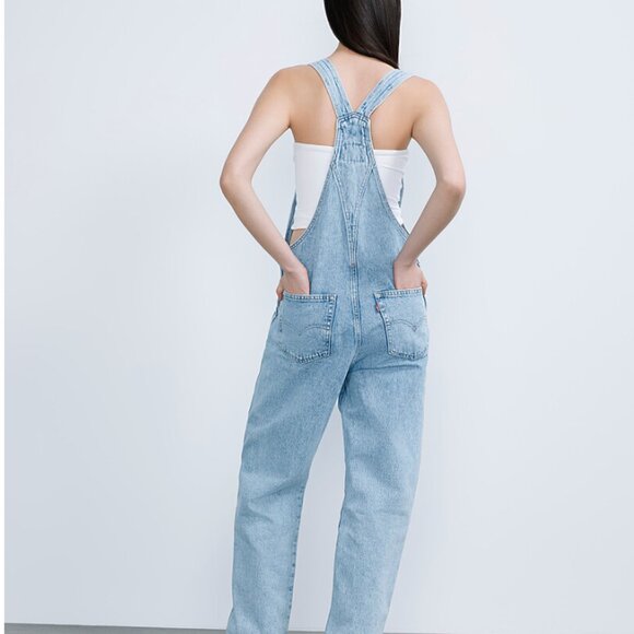 Levi's Light Blue Denim Jumpsuit - Picture 4 of 10